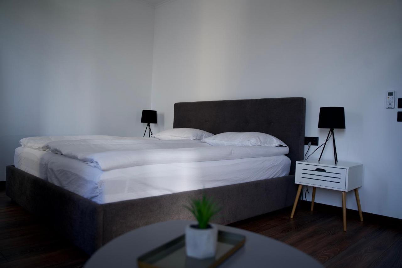 Style Hotel Ungheni Targ 외부 사진